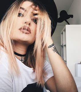 Beautiful Blonde And Fashion Image 458880 On Favim