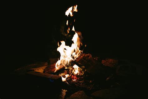 Fire Bonfire Night Dark To Burn Burn Hd Wallpaper Pxfuel