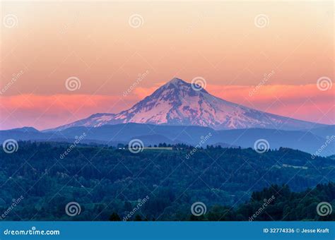 Mount Hood Sunset Closeup Stock Photo Image Of Scenic 32774336