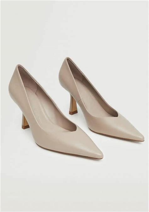 Zapatos Nude Que Combinan Con Todos Los Vestidos De Invitada Y Podr S Reciclar Con Cualquier Look