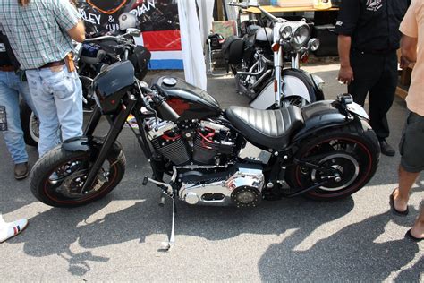 Duecilindri Bikini Biker Benefit Parte