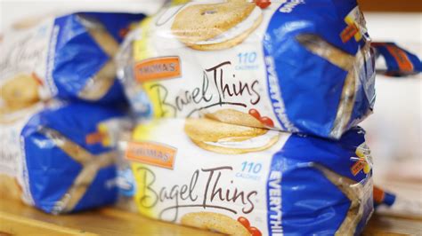 Thomas Goes Low Carb With Its New Keto Bagel Thins