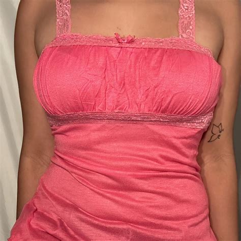Hot Tempered Pink Lace Tank Top There Is A Tiny Depop