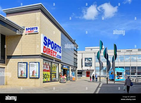 harlow essex shops  res stock photography  images alamy