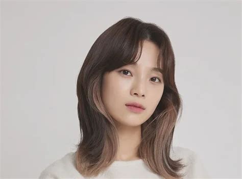 lylian profile age facts  updated kpopping