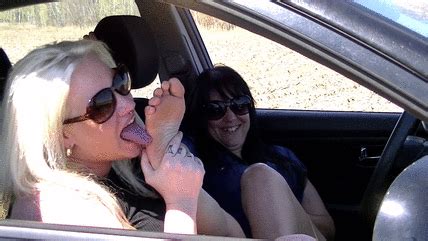 Sexy Lesbian Games Angie Worships Cassie Mp4