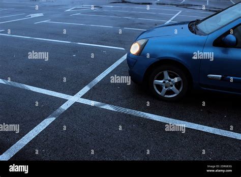 Parked Car Park Parking Lot Hi Res Stock Photography And Images Alamy