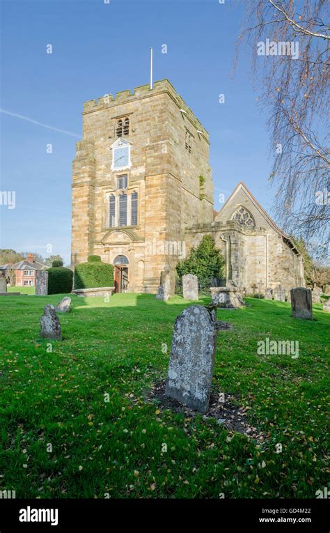 St Mary's church in the pretty village of Goudhurst, Kent, UK Stock ...