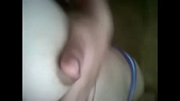 Juega Con Sus Senos XVIDEOS