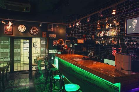 15 unique bars and pubs in Moscow, Russia - SilverKris