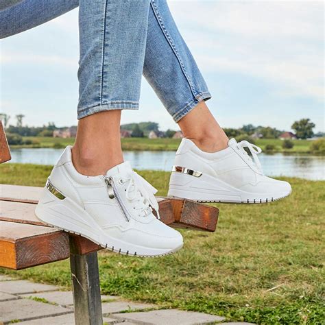 MARCO TOZZI Online Shop – Damenschuhe & Handtaschen