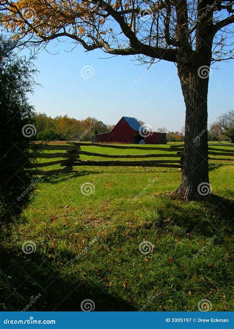 Maryland Tobacco Farm stock image. Image of field, barn - 3305197