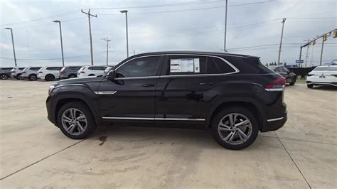 2024 Volkswagen Atlas Cross Sport 2 0T SEL R Line OK Oklahoma City