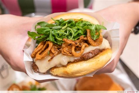 The Shake Shack Black Truffle Burger Returns Eatbooksg