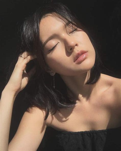 Không cần ngực khủng hot girl đặc biệt được Sơn Tùng MTP follow vẫn chinh phục cộng đồng bằng