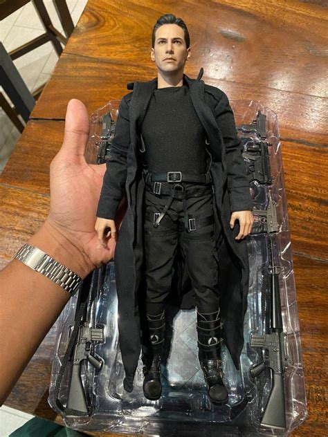 Hot Toys Matrix Neo Rare Hobbies Toys Toys Games On Carousell