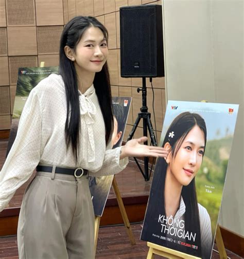 L B Ng L I Chi M S Ng Phim Gi V Ng H Nh Nh H U Tho T M C Hot Girl Tiktok G Y Ch