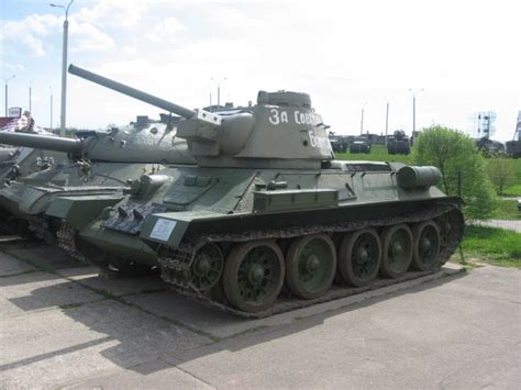 Купить танк Т-34, демилитаризованная модель Т-34 с документами