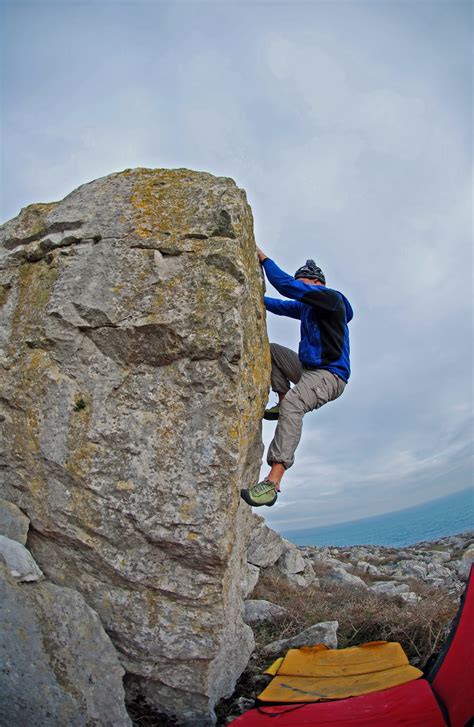 A Vertical World Portland Bouldering