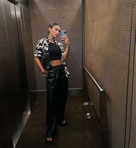 Sara Boruc Eksponuje Biust W Mikroskopijnym Bikini Kto Pisze