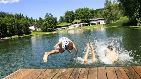 Schwimmen Im Badesee So Können Sie Gefährliche Situationen Vermeiden