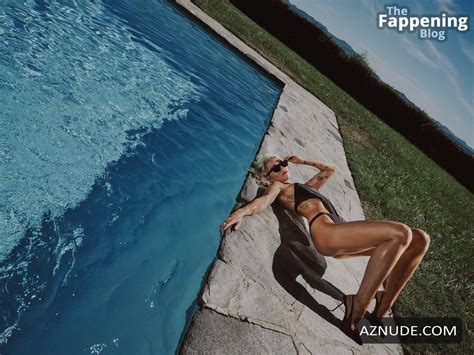 Miley Cyrus Sexy Photos Showing Off Her Amazing Figure Wearing Hot Bikinis Aznude