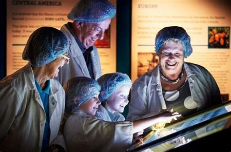 Старинные кондитерские фабрики, где создаются самые популярные ...