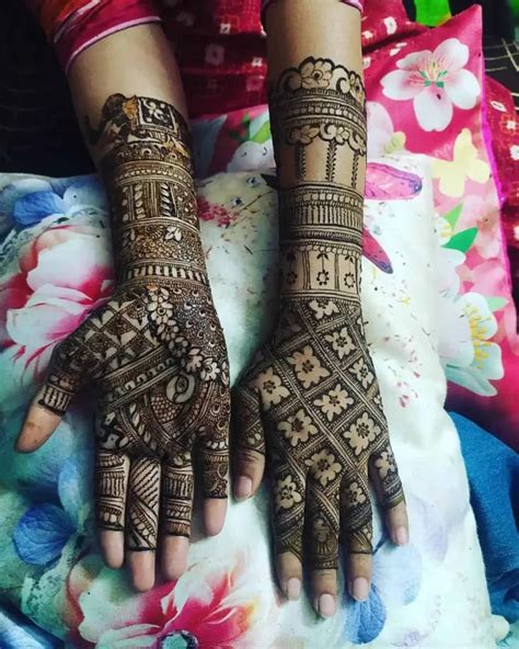 25 New Diwali Mehndi Designs Adorn Your Hands With Elegance