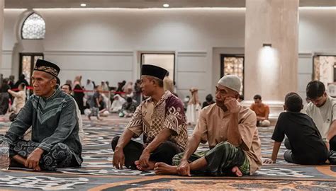 Kuatkan Iman Dan Taqwa Dengan Ikuti Kajian Rutin Di Masjid Raya Sheikh