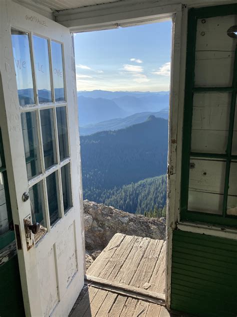 will someone please close the door? : r/acrophobia