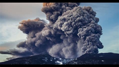 Top 5 Volcanic Eruptions Caught On Camera Youtube