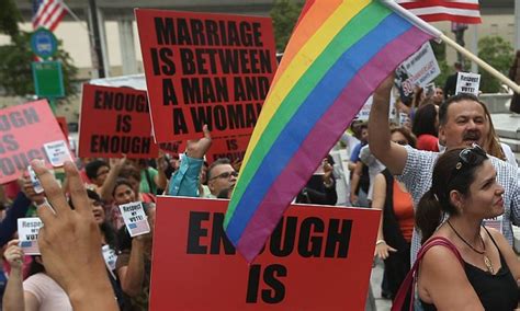 Supreme Court Won T Hear Gay Marriage Appeals In Five States Daily Mail Online
