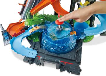 Hot Wheels Ultimate Gator Car Wash Play Set Mattel