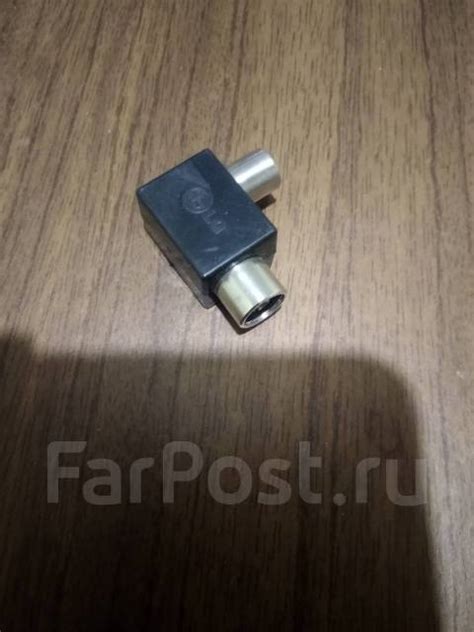 Переходник антенный, новый, в наличии. Цена: 150₽ во Владивостоке