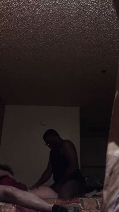 Hubby Tell Black Guy To Take The Condom Off Amateur Porn XHamster