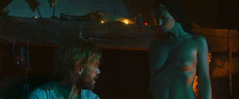 Naked Lisa Belle In The Theatre Bizarre