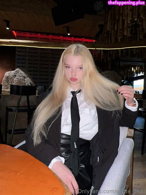 White Vikki Nude OnlyFans Photo 3 The Fappening Plus