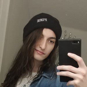 Ava Aka Aaaaayevuh Nude Leaks Fapellas