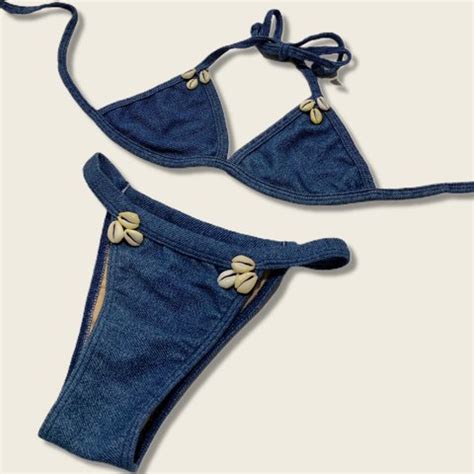 Bella Hadid Showcases Her Trim Figure In A Tiny Blue Bikini After Getting Sunburnt Daily Mail