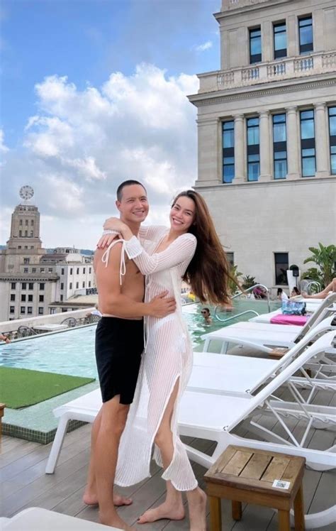 H Ng C H Di N Bikini G I C M T Nh T B N Kim L L Ng Thanh Khoe V C D Ng Nu T N