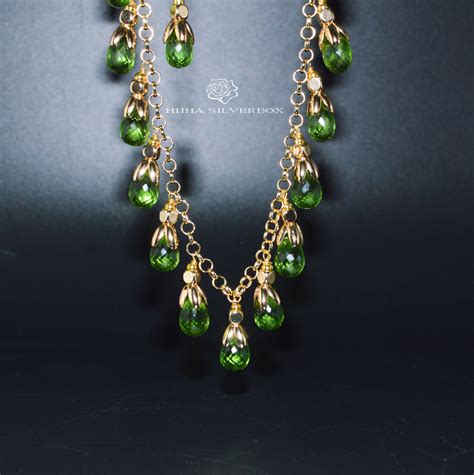 Колье из хризолита. "Весна" | Хризолит, Ювелирные украшения, Браслеты