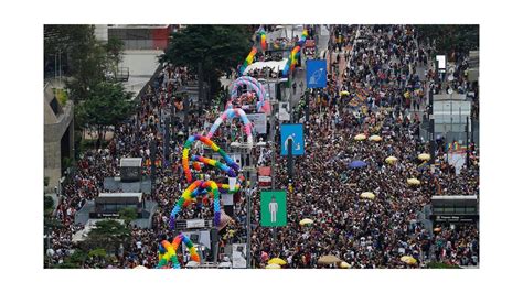 Desfile Del Orgullo Gay En Brasil