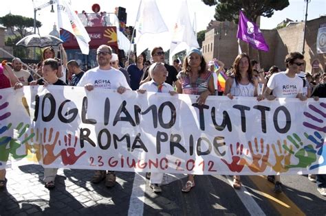 Il Gay Pride 2012 Di Roma Fanpage