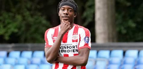 British Born, Nigerian International, Madueke Receives First England U21 Call - Nigeria News Abroad