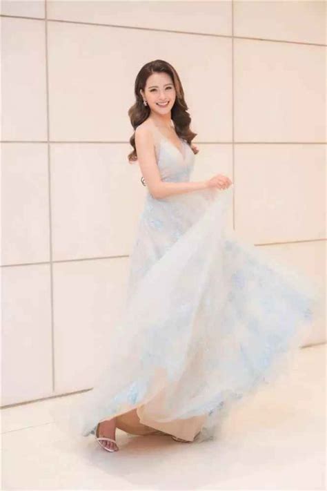 Nữ MC hot girl xác nhận nghỉ việc ở VTV6 là ai