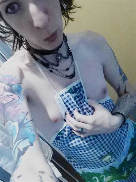 Naked Apron Tgirl Photo Ashemaletube
