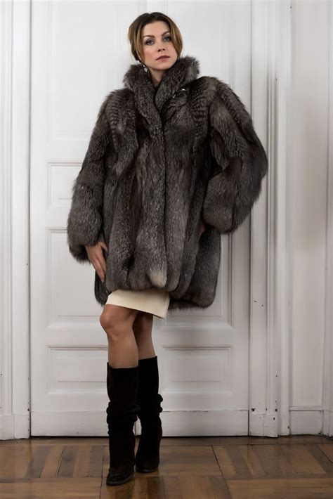 PELLICCIA VOLPE FOX FUR COAT PELISSE FOURRURE RENARD Fuchspelzmantel