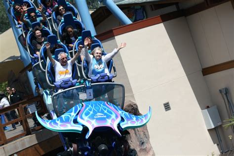 Behind The Thrills Seaworld San Diegos Manta Review Behind The Thrills