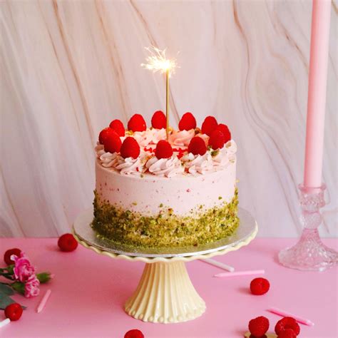 2 Tiered Naked Cake In London Em Cakes