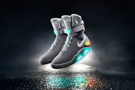 Nike is finally making the self-lacing shoes from Back To The Future ...